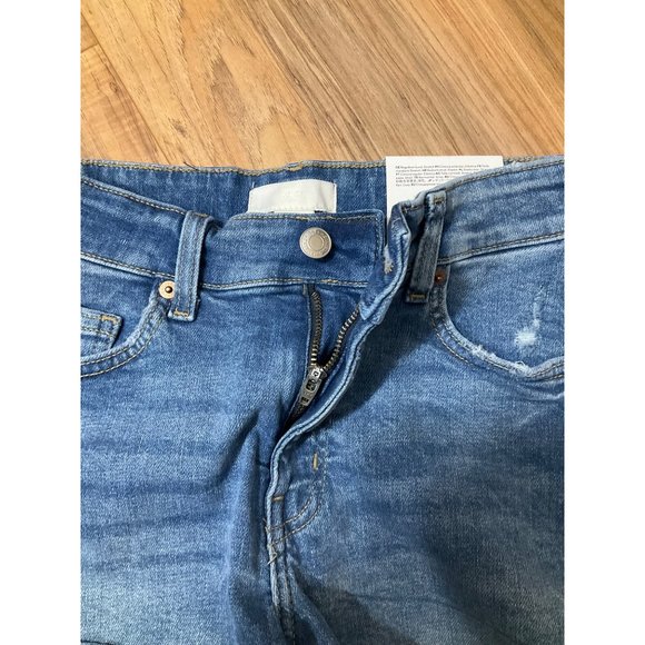 NWT Women's H&M Denim Shorts Regular Waist Size 2 - Picture 12 of 13